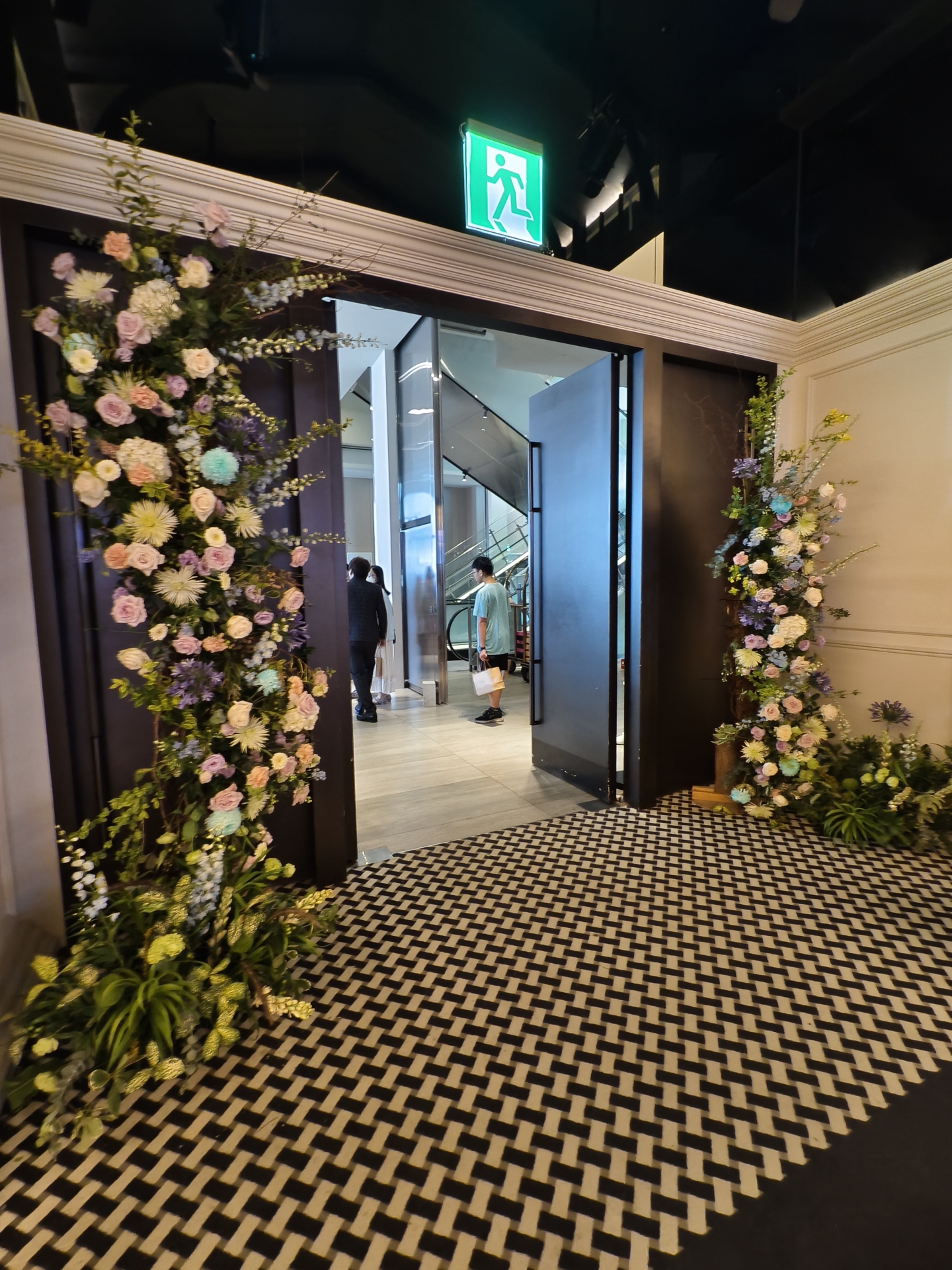 高雄萊特薇庭婚佈